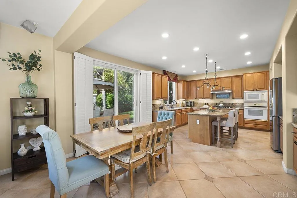 https://cdn.realtyfeed.com/cdn/127/306763990/6f5c25eea6a35ebbe0be6d8e8bdc04a1.webp