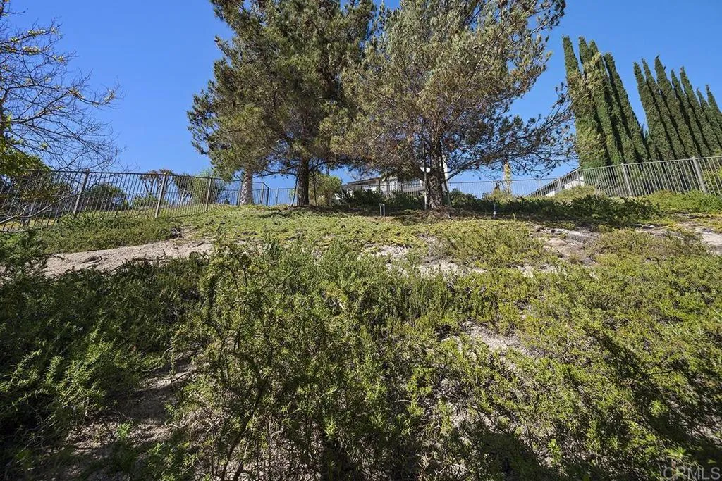 https://cdn.realtyfeed.com/cdn/127/306763990/ff1c26f6cdce0287cd2f2decaefc8fc2.webp