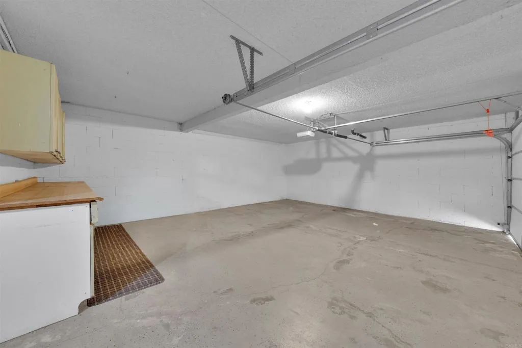 https://cdn.realtyfeed.com/cdn/127/306763992/b0a3f8d199b21b357c26d23662bbe469.webp