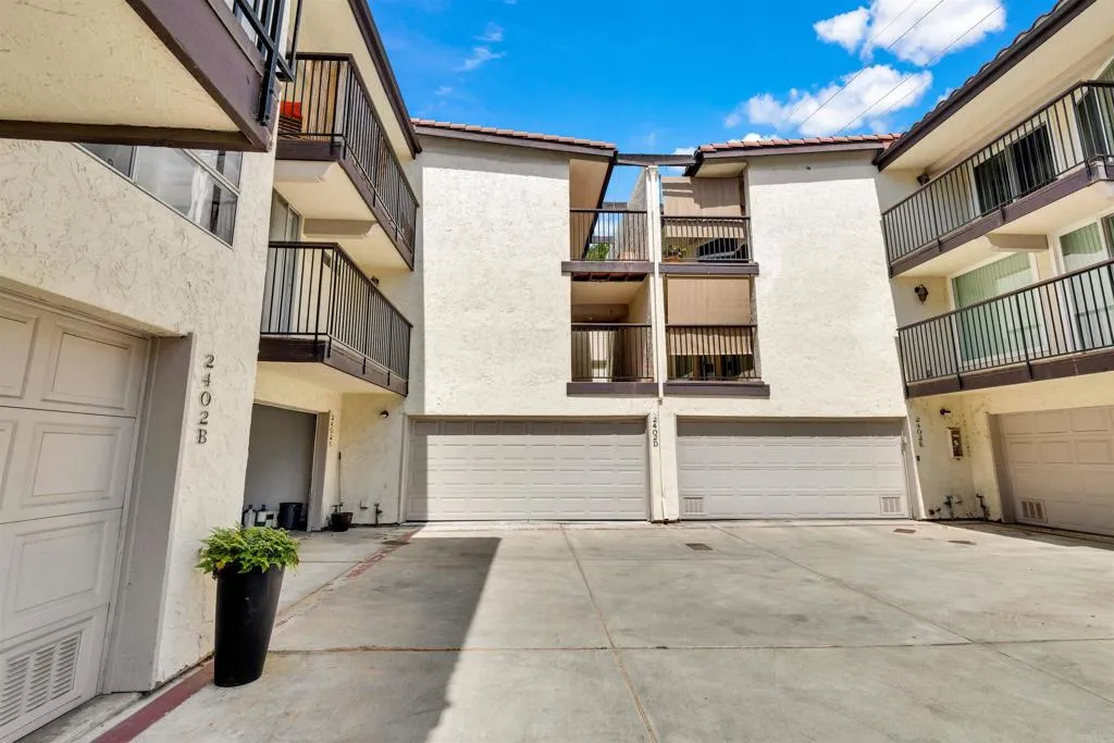 https://cdn.realtyfeed.com/cdn/127/306763992/b9dcfe117011892a559bf9151c938963.webp