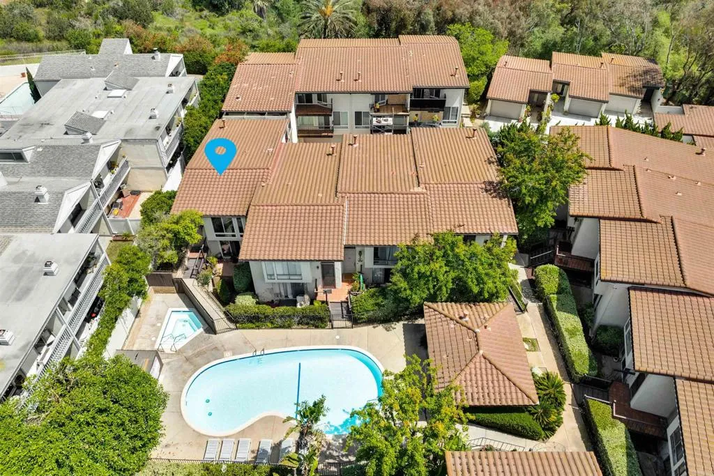 https://cdn.realtyfeed.com/cdn/127/306763992/ba1b4081db4b0e9e9e8339415b1bb0af.webp