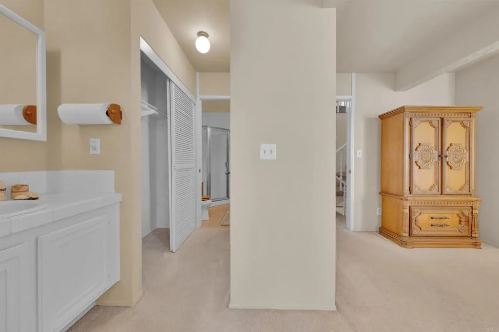 https://cdn.realtyfeed.com/cdn/127/306763992/e4d35b160a7750fec11a63738f0b3d3b.webp