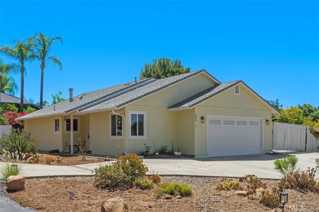 985 N Main, Fallbrook, CA 92028 - Main photo, Fallbrook, CA