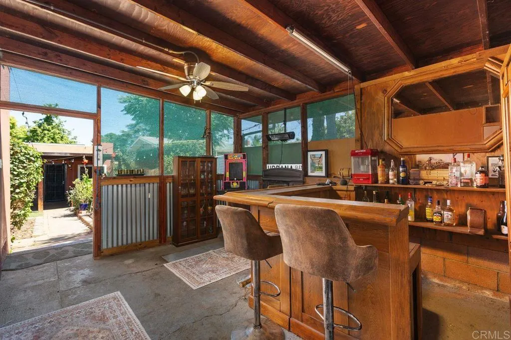 https://cdn.realtyfeed.com/cdn/127/306764020/070333f41c58b0b4c74d0fc34880ea5c.webp