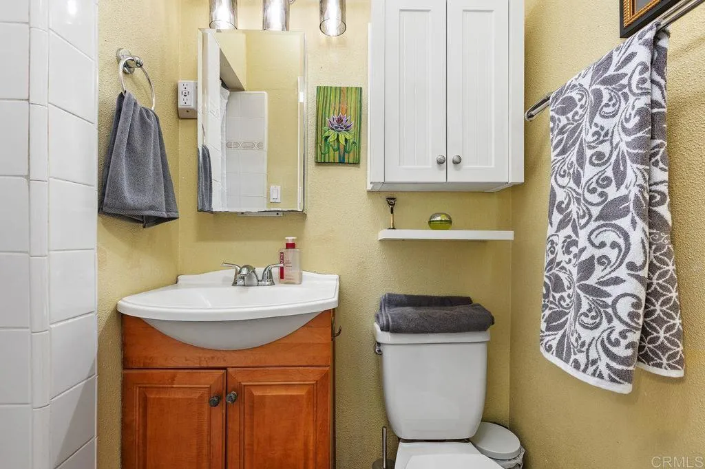 https://cdn.realtyfeed.com/cdn/127/306764020/27149e30190b4ccf823770c59585ed62.webp