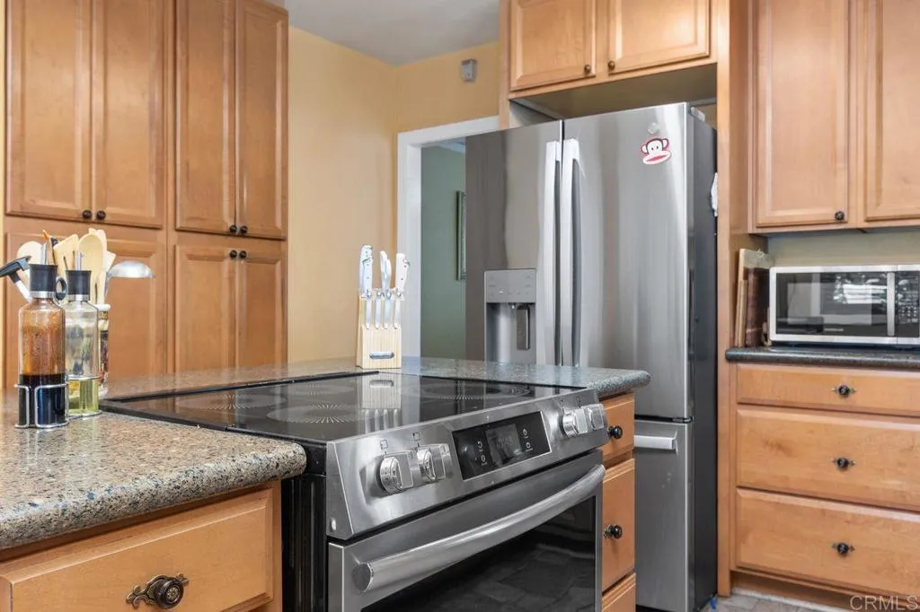 https://cdn.realtyfeed.com/cdn/127/306764020/576c4026ff7cee02fa5a3ca118838428.webp
