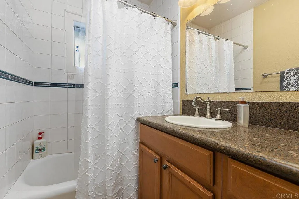 https://cdn.realtyfeed.com/cdn/127/306764020/5873c200843cc1627ba148637feae7be.webp