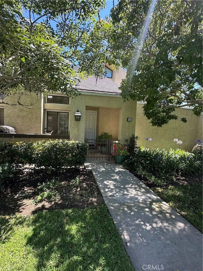 96 Smokestone Unit 8, Irvine, CA 92614 - Photo 5 of 23, Irvine, CA