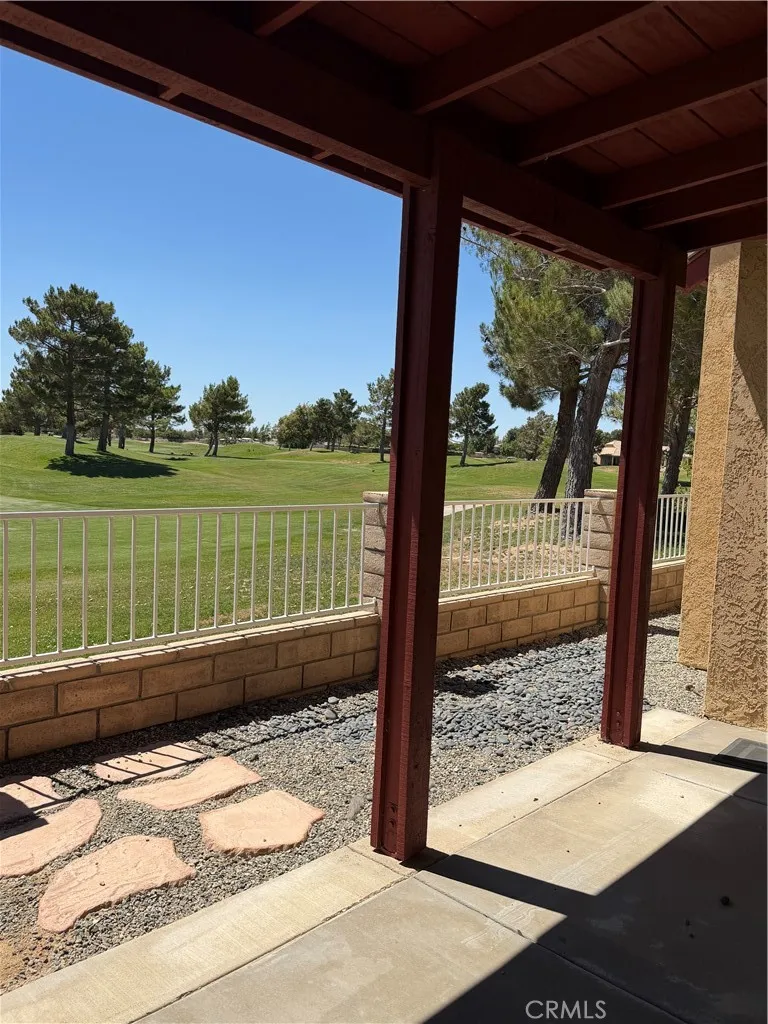 11236 Country Club Drive, Apple Valley, CA 92308 - Photo 2 of 11, Apple Valley, CA