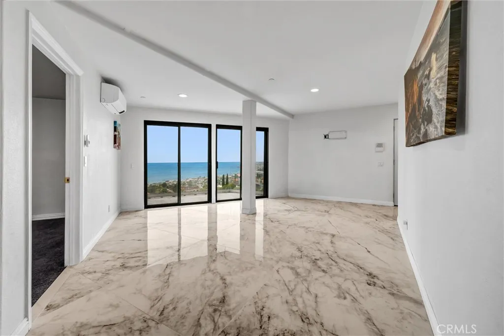 Laguna Beach, CA 92651