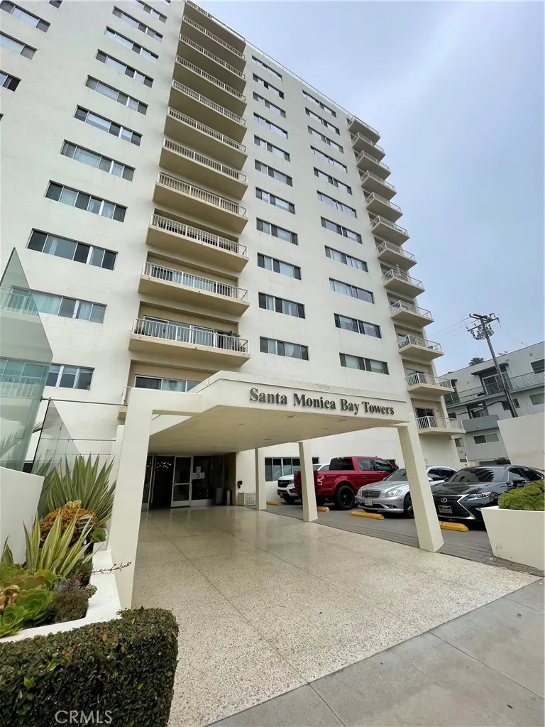 101 California Unit 1104