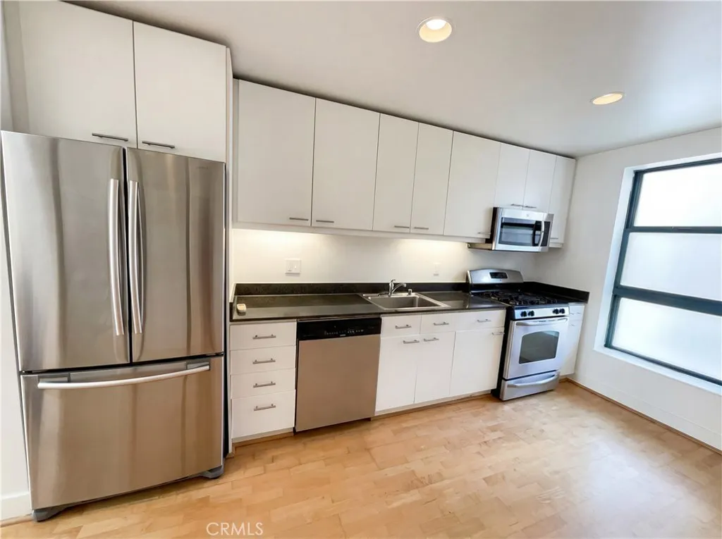 161 Gilbert Street Unit 16, San Francisco, CA 94103 - Photo 4 of 22, San Francisco, CA