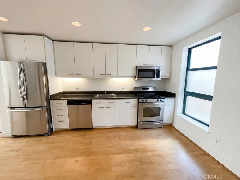 161 Gilbert Street Unit 16, San Francisco, CA 94103 - Photo 2 of 22, San Francisco, CA