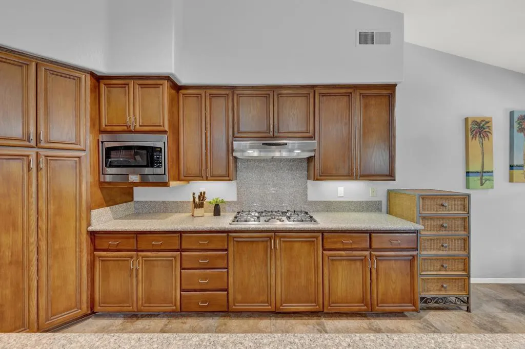 https://cdn.realtyfeed.com/cdn/127/306764175/115a746eb097a960acd2809c42ce02f9.webp