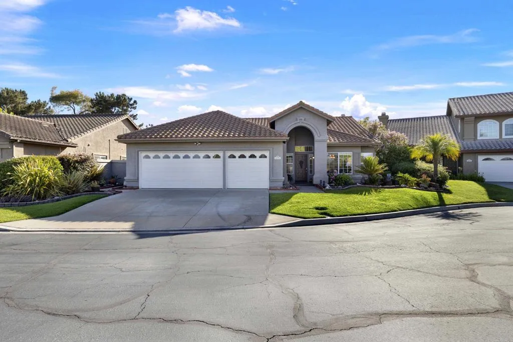 https://cdn.realtyfeed.com/cdn/127/306764175/47c1e20f0a219ed79cffa9d513e03c52.webp