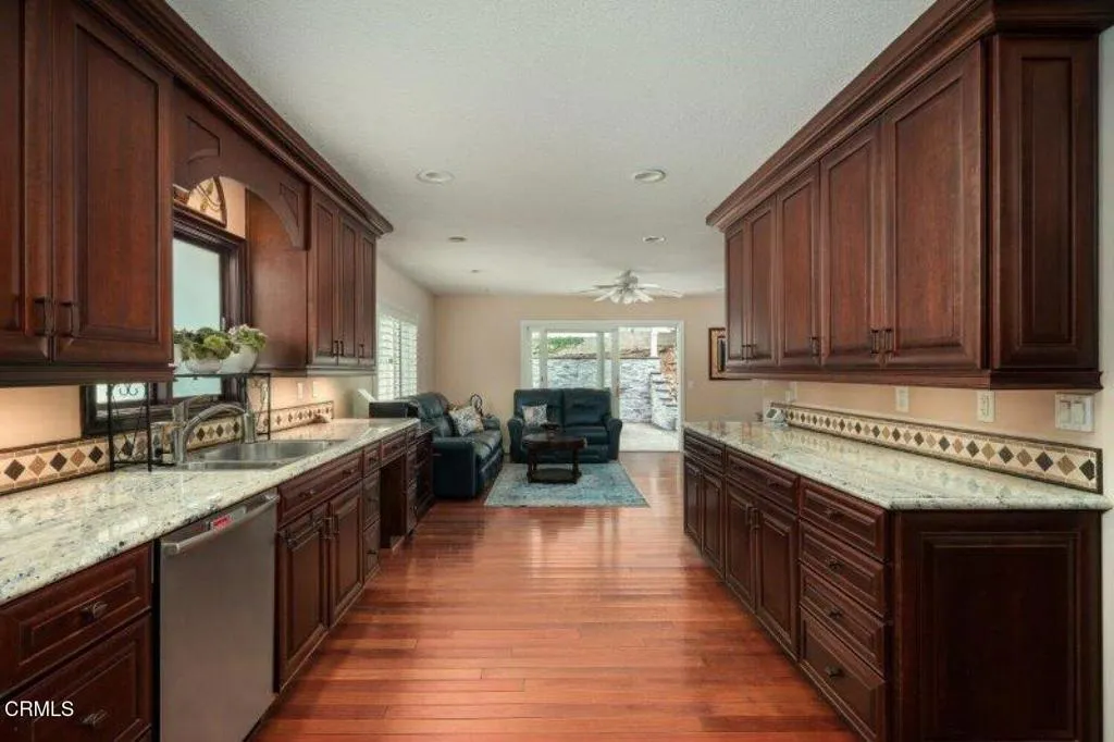 3911 Park Vista Place, La Crescenta, CA 91214 - Photo 4 of 40, La Crescenta, CA