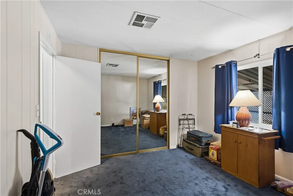 https://cdn.realtyfeed.com/cdn/127/306764236/6c448010768a32d89c29e63d016ffa03.webp