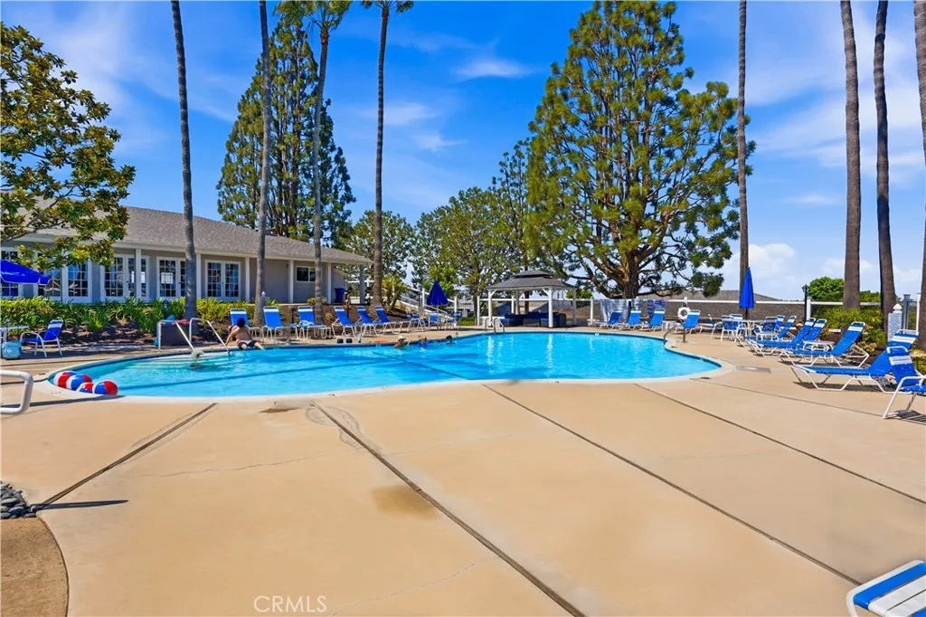 https://cdn.realtyfeed.com/cdn/127/306764236/e528234d9d484f8faa9c655eda27a26c.webp