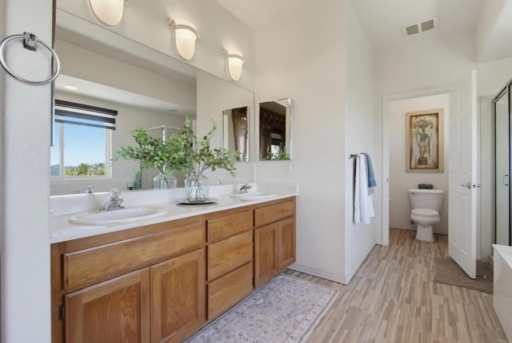 https://cdn.realtyfeed.com/cdn/127/306764239/61911ec0729a2718452ddbf7a70c3615.webp
