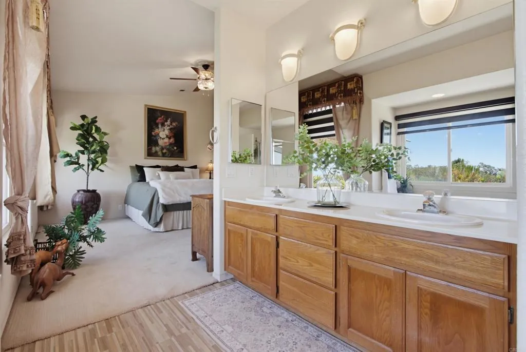https://cdn.realtyfeed.com/cdn/127/306764239/7803a8b7ded89a12483c8ecfa1c07c6d.webp
