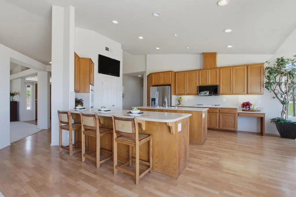 https://cdn.realtyfeed.com/cdn/127/306764239/7bc38b17440a74dbfd4244623c5bdf68.webp