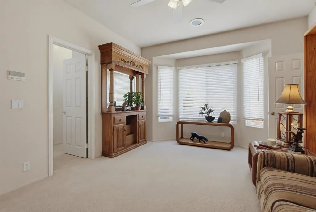 https://cdn.realtyfeed.com/cdn/127/306764239/888380163fc1197657669cd454d9660d.webp
