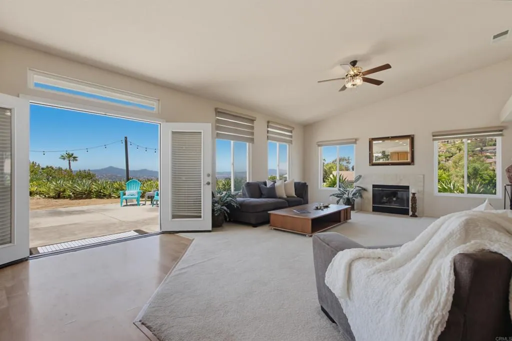 https://cdn.realtyfeed.com/cdn/127/306764239/a2e6f3f1847529f11ad4721d7307085f.webp