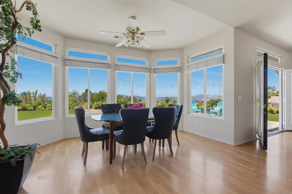 https://cdn.realtyfeed.com/cdn/127/306764239/a70750d2eb48324acabd46ebf32df7a3.webp