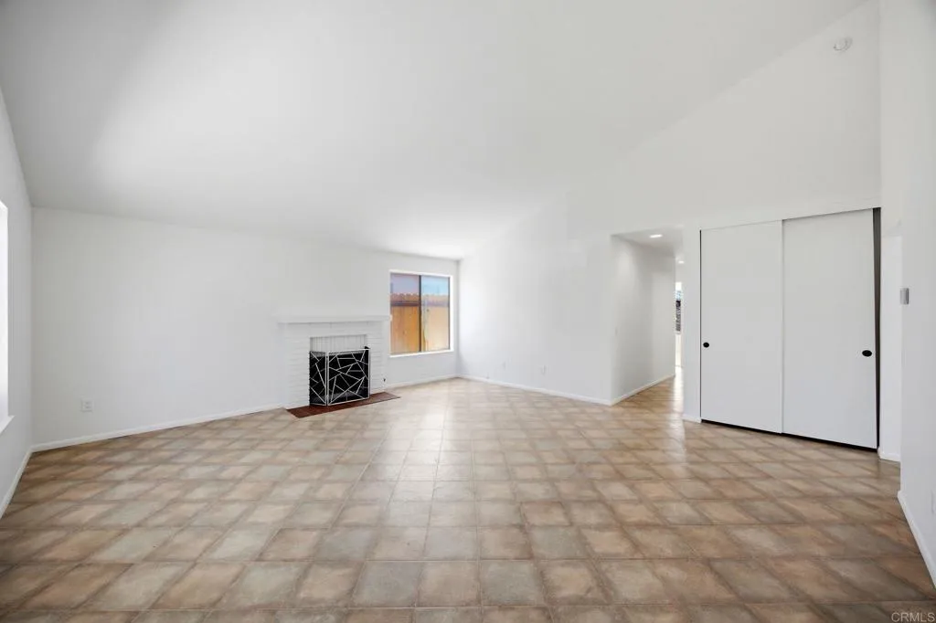 https://cdn.realtyfeed.com/cdn/127/306764261/86ed7a008743eb78da324d0d0fbb95cd.webp