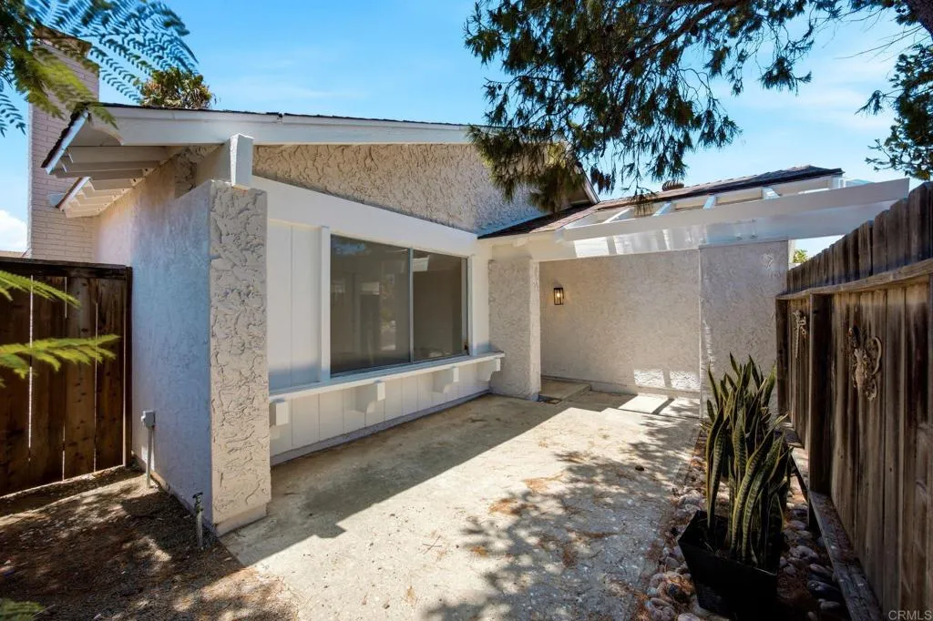 https://cdn.realtyfeed.com/cdn/127/306764261/8f4c5db126acaa0f491ca2090dea4acf.webp