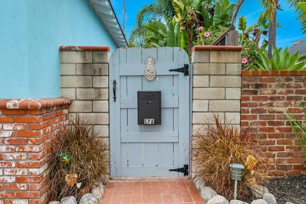 https://cdn.realtyfeed.com/cdn/127/306764268/02fef772c6f8a25516902b43ebd9c852.webp