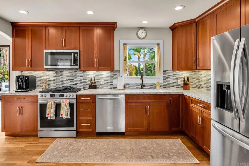 https://cdn.realtyfeed.com/cdn/127/306764268/47fb584201618b02722c9df99e93b39c.webp