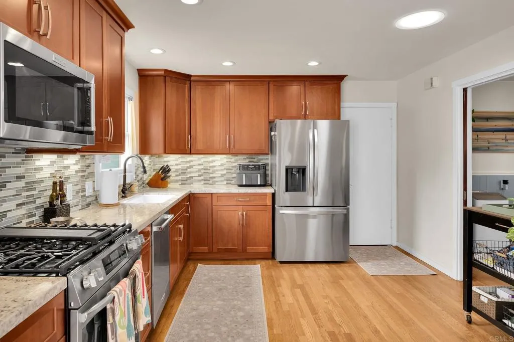 https://cdn.realtyfeed.com/cdn/127/306764268/5f3a739498ffee35120ac482eba93af1.webp