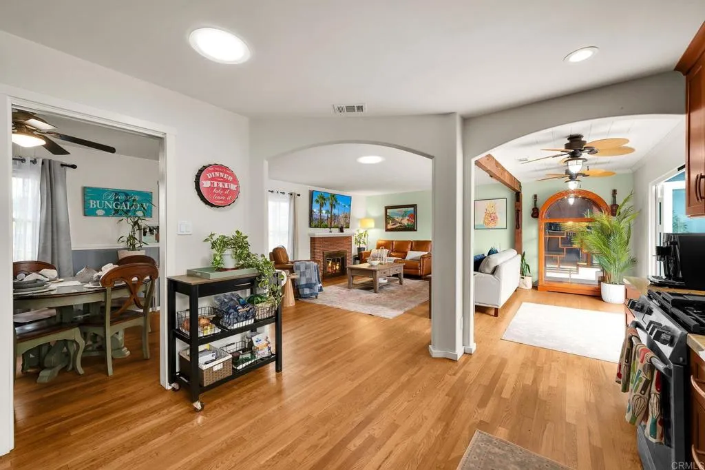 https://cdn.realtyfeed.com/cdn/127/306764268/a602b95e0ffc3b742e35992c3441f3e2.webp