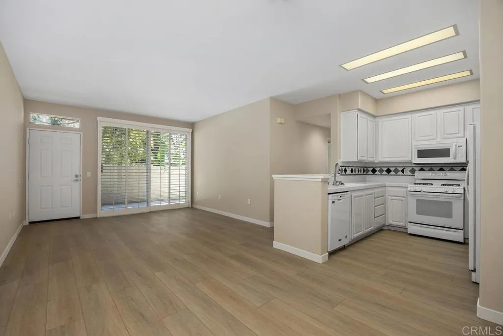 https://cdn.realtyfeed.com/cdn/127/306764275/d62ff83b4f1eebc4b907a1c96ed8bea4.webp