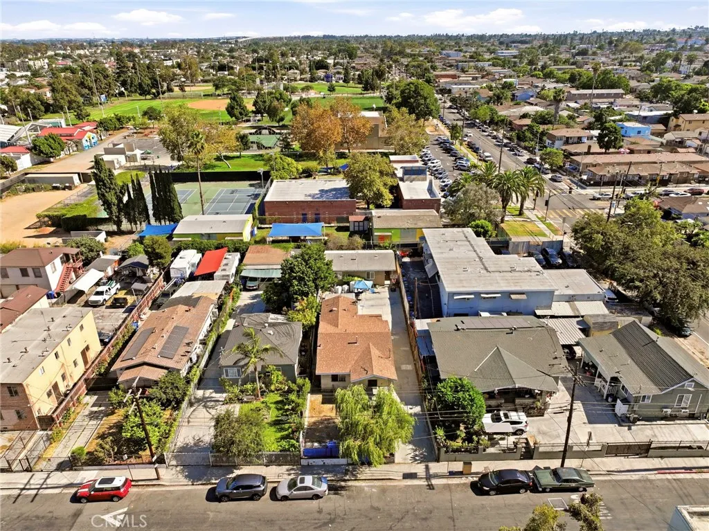 652 W 87th, Los Angeles, CA 90044 - Photo 4 of 42, Los Angeles, CA