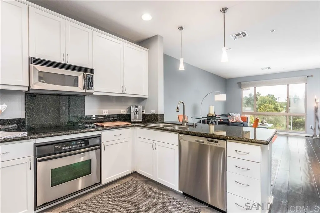 Photo #4: PTP2605188 Listing: Photo #4