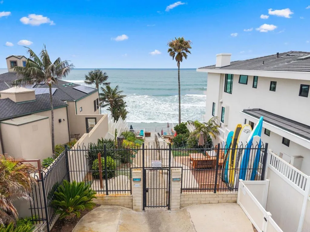 https://cdn.realtyfeed.com/cdn/127/306764331/23b6bc8d0c197ab9b38c07c228a7157d.webp