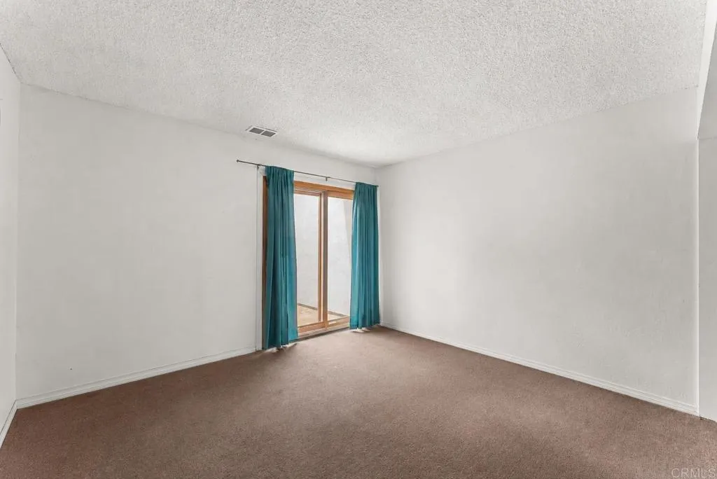 https://cdn.realtyfeed.com/cdn/127/306764331/324bb74edd4a47e2923d8152577d7a62.webp