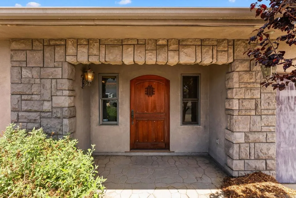 https://cdn.realtyfeed.com/cdn/127/306764331/f03ab14c5c01d613e8cae5610764e02d.webp