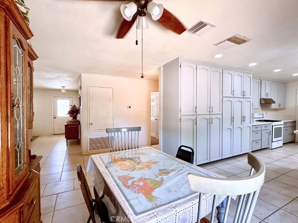 6963 Lennox, Yucca Valley, CA 92284 - Photo 5 of 47, Yucca Valley, CA