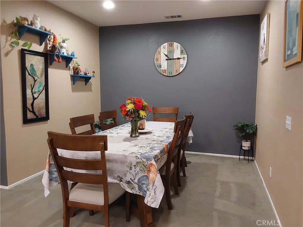 16247 Hamilton Court, Victorville, CA 92394 - Photo 4 of 8, Victorville, CA