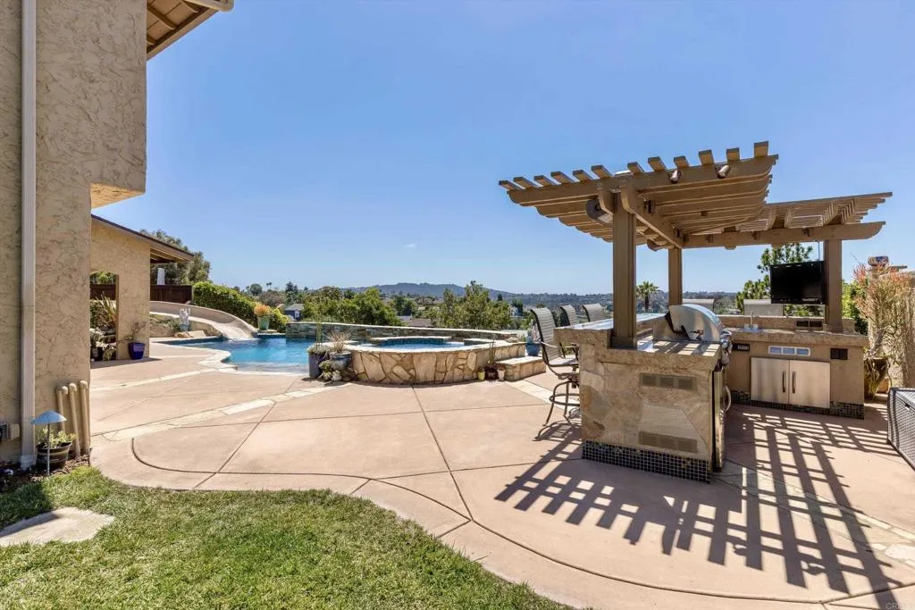 https://cdn.realtyfeed.com/cdn/127/306764423/2eb6adc783baa4c355ef5b58c99c955f.webp