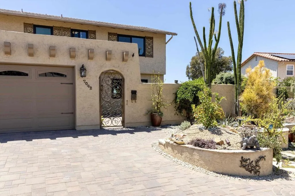 7042 Dennison St, San Diego, CA 92122 - Photo 4 of 61, San Diego, CA