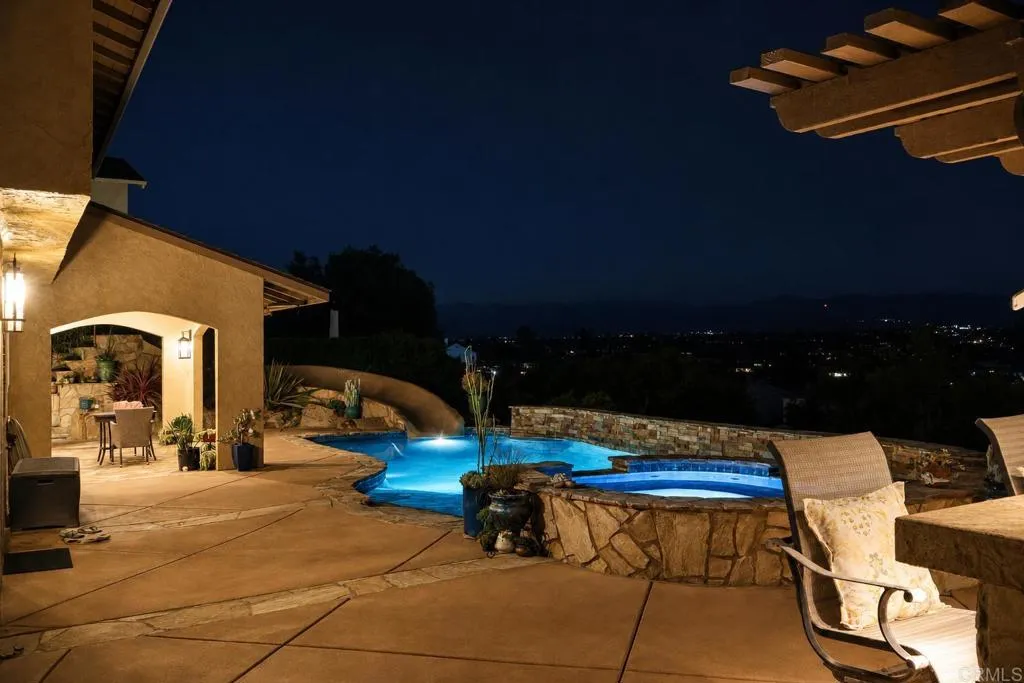 https://cdn.realtyfeed.com/cdn/127/306764423/727770eeb5568d4750fe3ccf4ba3bdfc.webp