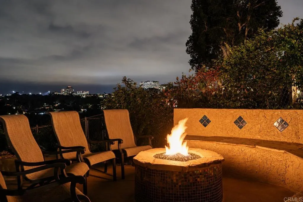 https://cdn.realtyfeed.com/cdn/127/306764423/a09035de5e7a2ae1a73d58fd06000eeb.webp