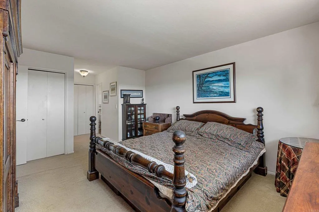 https://cdn.realtyfeed.com/cdn/127/306764423/a7ebfd9f22399bbd35748f5c878ce3ea.webp