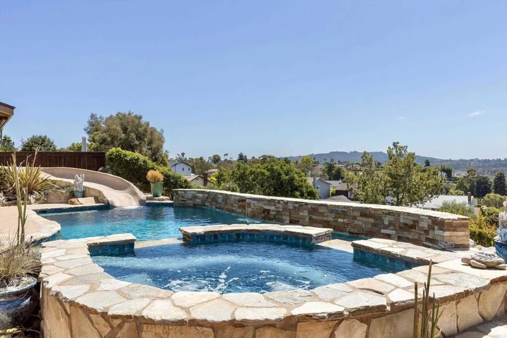https://cdn.realtyfeed.com/cdn/127/306764423/fd6d010a69f03e854054559782e6cc1c.webp