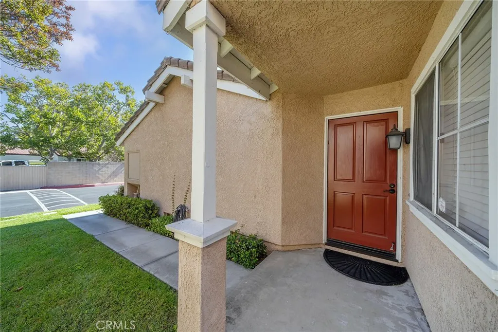 1582 Corte Santana, Upland, CA 91786 - Photo 3 of 28, Upland, CA