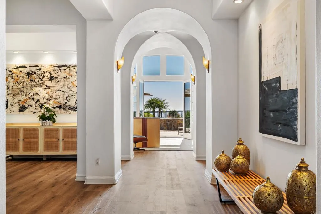 https://cdn.realtyfeed.com/cdn/127/306764434/0cc41e41b5739f35cf472cbd26296da9.webp